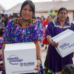 Entregan apoyos del programa “Juntos por Nuestra Identidad” a comunidades indígenas urbanas y rurales.