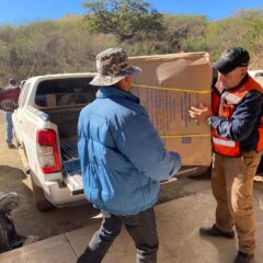 Lleva Estado apoyos para 100 familias de Urique como parte del programa “Juntos por la Sierra Tarahumara”