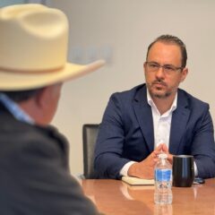 Jorge Soto, se reúne con productores agropecuarios y analiza propuestas para fortalecer el sector.