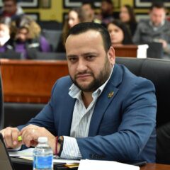 Busca Arturo Medina proteger decisiones de comunidades indígenas.