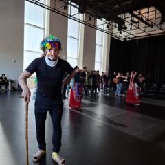 Promueve docente de las misiones culturales de Carichí la danza y el folklor de Chihuahua en Los Ángeles, California.