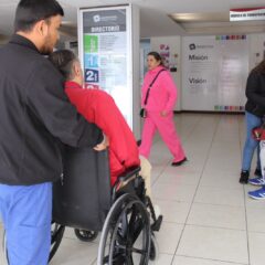 Facilita Pensiones Civiles atención y gestiones a personas con discapacidad mediante oficina especializada.