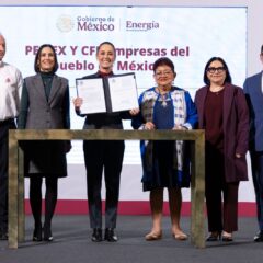 CFE y Pemex vuelven a ser del pueblo de México: presidenta Claudia Sheinbaum firma leyes secundarias que revierten reforma energética de 2013