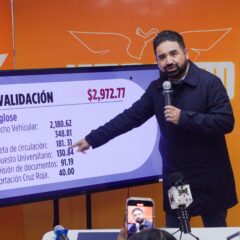 Francisco Sánchez va por reforma para reducir a la mitad el costo de la revalidación.