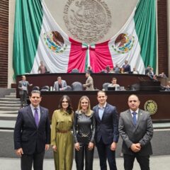 Villalobos se reúne con legisladores de la Cámara de Diputados para promover el turismo como motor del desarrollo económico en Chihuahua.