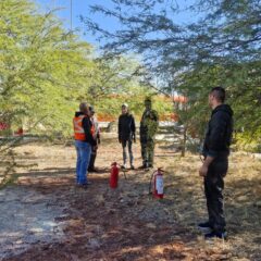 Fortalece Bowí la preparación de su personal en prevención de incendios.