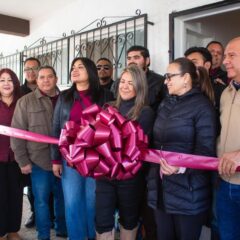 Inaugura Rosana Díaz nueva casa de enlace en el Distrito 4.