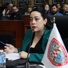 Trump no sólo representa amenaza contra México: América Aguilar.