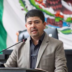 Impulsa Saúl Mireles reconocimiento legal a comunidad menonita en Chihuahua