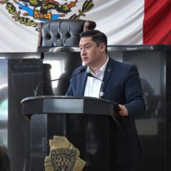 Impulsa Alfredo Chávez promoción de la lectura en escuelas primarias.