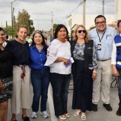 Alcalde Marco Bonilla y “La China” Frías cumplen a vecinos de la José Vasconcelos: inauguran obra de pavimentación en la calle Ignacio Altamirano.
