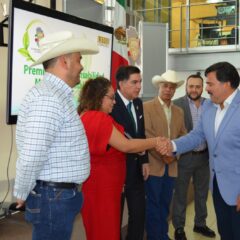 Reconocer la labor de quienes resisten y restauran, es también una forma de legislar con el corazón y con la conciencia: Presidenta del Congreso en entrega de Premio a la Responsabilidad Medioambiental del Estado de Chihuahua 2025.