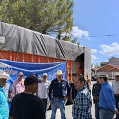 Anáhuac entrega avena y fertilizante a productores del municipio