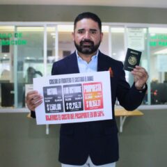 Ante incremento en costo de visas, Francisco Sánchez presenta reforma para bajar precio de pasaporte a la mitad.