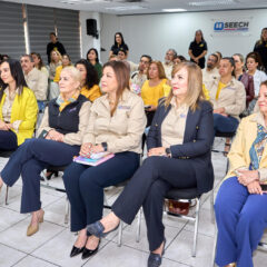 Imparten capacitación a personal de Seech para prevenir y actuar ante conductas suicidas en adolescentes.
