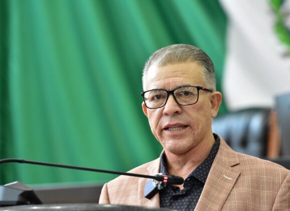 Aprueba Congreso Ley David de Ismael Pérez Pavía para castigar a quien borre pistas sobre el dueño de un animal.
