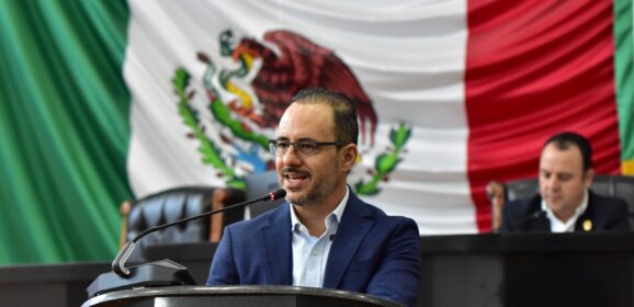 Jorge Soto reconoce labor comunitaria de Casa Verde y ofrece acompañamiento en gestión social.