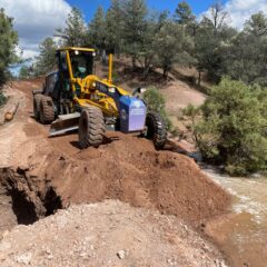 Beneficia Gobierno del Estado a más de 5 mil agricultores con obras de rehabilitación de caminos rurales.