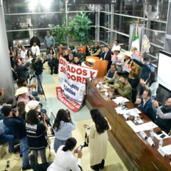 Se lleva a cabo mesa de diálogo entre legisladores federales y locales con productores chihuahuenses