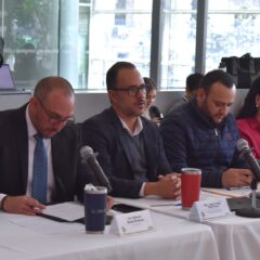 Buscará Salud 80% en abasto de medicinas, comparece Secretario en Congreso.