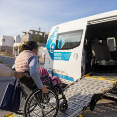 Brinda Estado más de 47 mil traslados con el servicio de transporte adaptado.