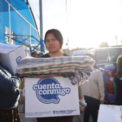 Lleva SPyCI paquetes alimenticios a familias de comunidades indígenas en la colonia Unidad Proletaria.