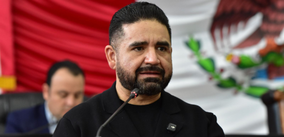 Dicen combatir la extorsión extorsionando; Francisco Sánchez advierte amenazas a ciudadanos para registrar su celular.