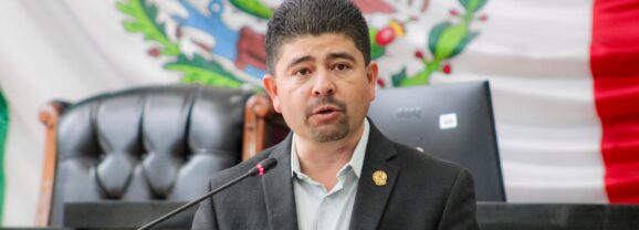 Iniciativa de Saúl Mireles da paso a la tipificación del acecho en Chihuahua.