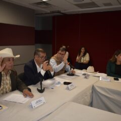 Avanzan Iniciativas para el Fortalecimiento Municipal y Apoyo a Grupos Vulnerables.