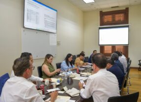 Gabinete estatal da seguimiento a desplazamiento forzado en Guadalupe y Calvo.