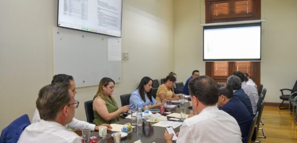 Gabinete estatal da seguimiento a desplazamiento forzado en Guadalupe y Calvo.