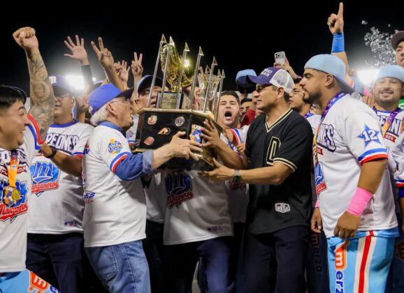 ¡Épico e inolvidable! Manzaneros de Cuauhtémoc se corona campeón estatal tras una batalla de infarto en la capital
