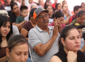 Entrega Gobierno del Estado obra hidráulica y apoyos para uniformes escolares en Rosales.