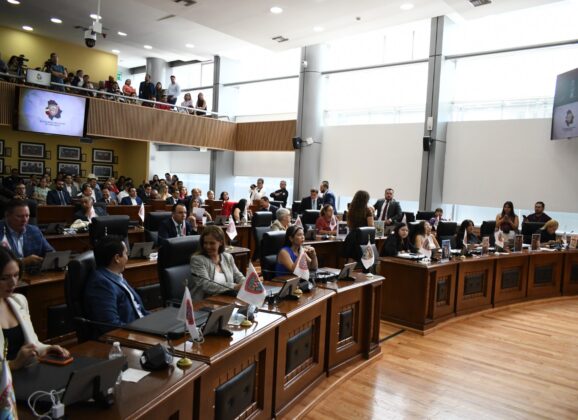 Declara Congreso el 19 de marzo de cada año, como el Día Estatal de las Personas Profesionales de la Salud Pública.