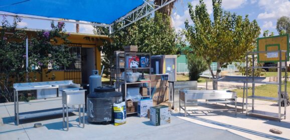 Entrega DIF Estatal equipamiento para comedores de Ojinaga y Buenaventura.