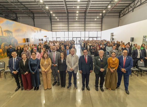 Acerca Fiscalía Anticorrupción capacitación especializada a 400 servidores públicos de 25 municipios de la región occidente