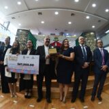 Recibe Faustino Villalobos “Medalla al Mérito Cultural del Estado de Chihuahua, Víctor Hugo Rascón Banda”.