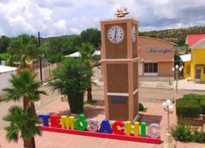 Llevan programa Colores de Chihuahua a Temósachic para renovar la imagen urbana.